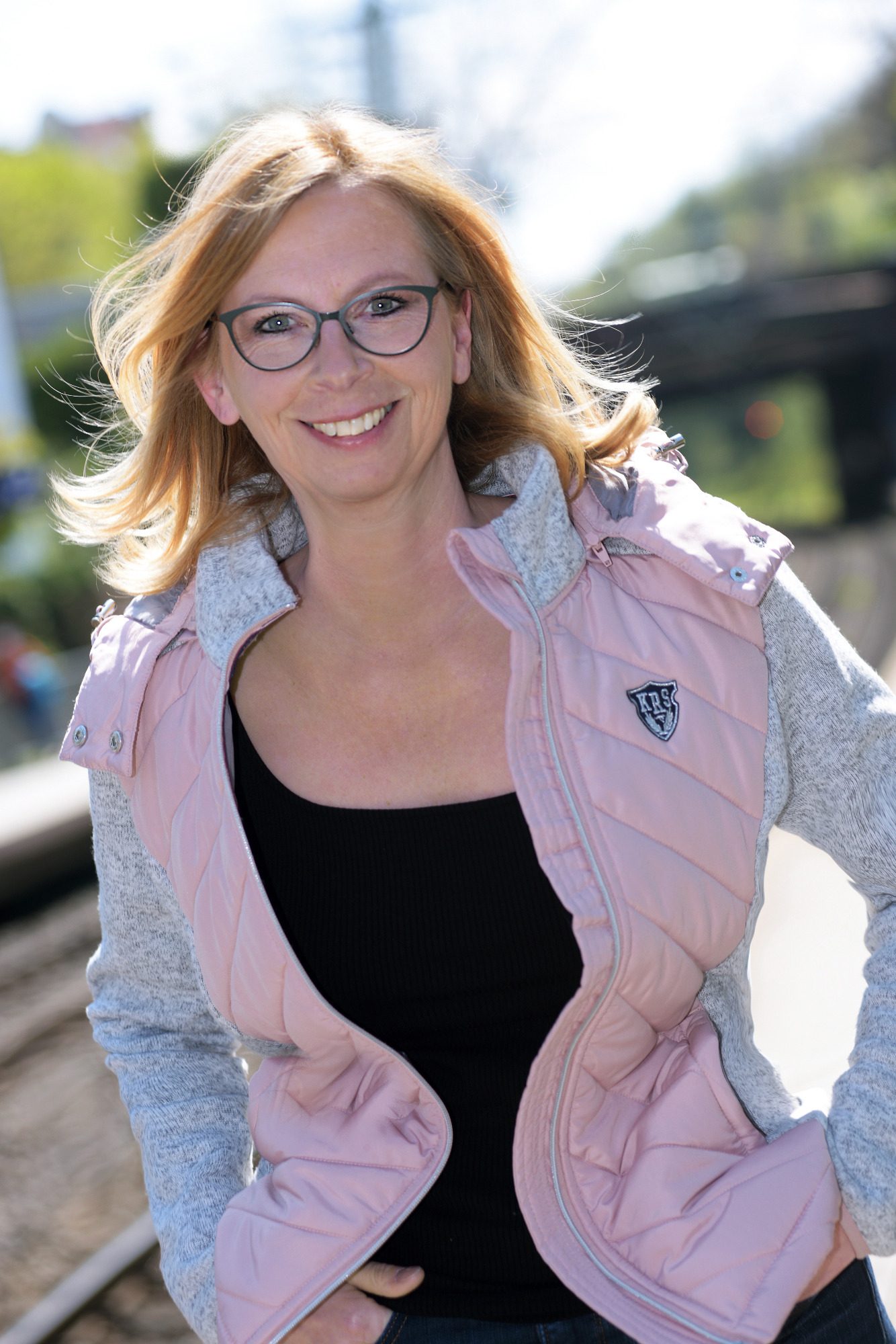 Ingrid Davis signiert